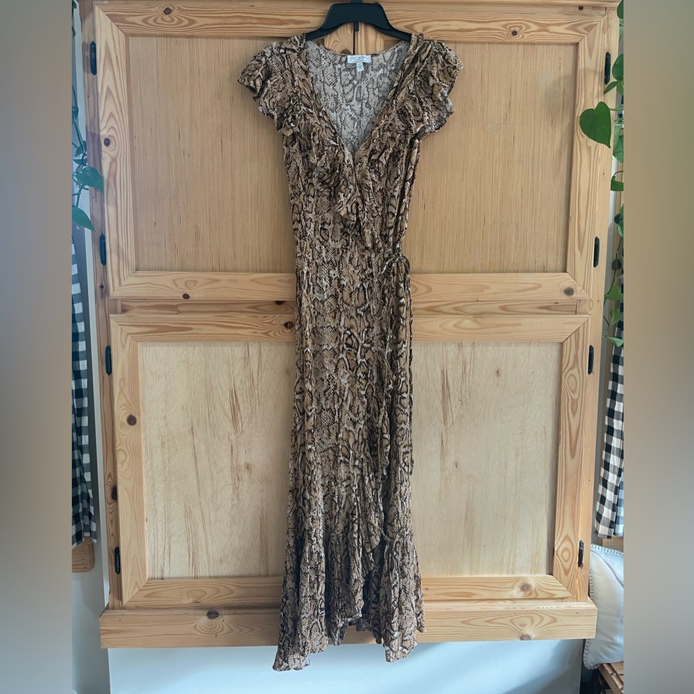Sophia jeans by Sophia vergara snake print wrap dress ruffle front hem modest